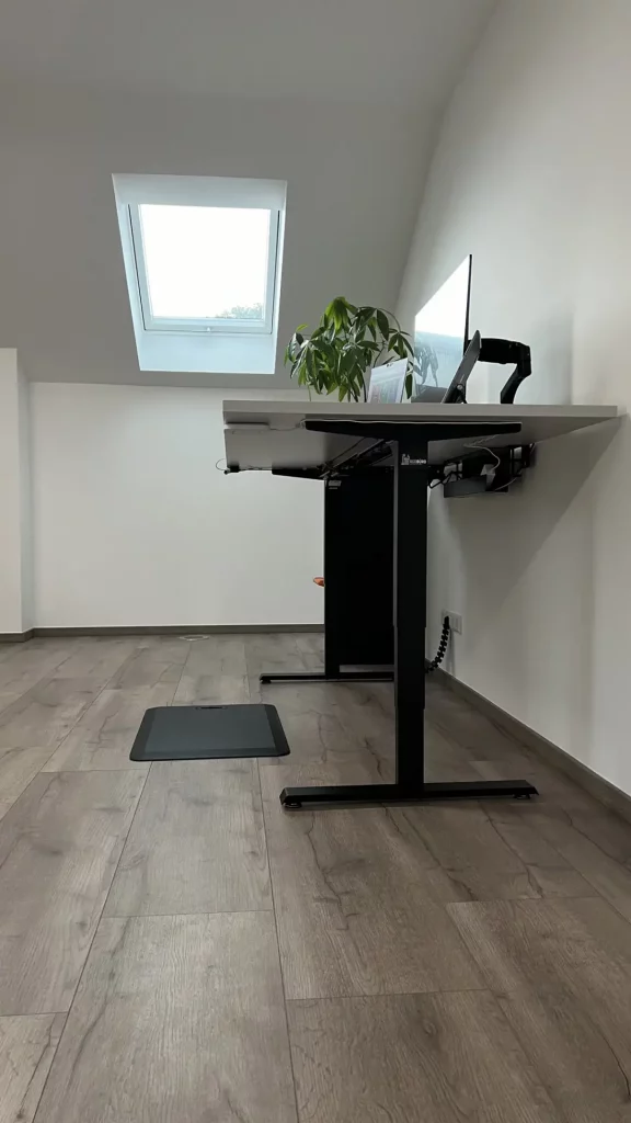 Höhenverstellbare Arbaittisch Zubehör